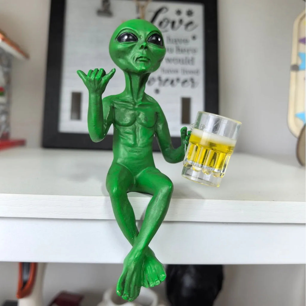Figura Alien con Cerveza – Decoración Extraterrestre y Divertida