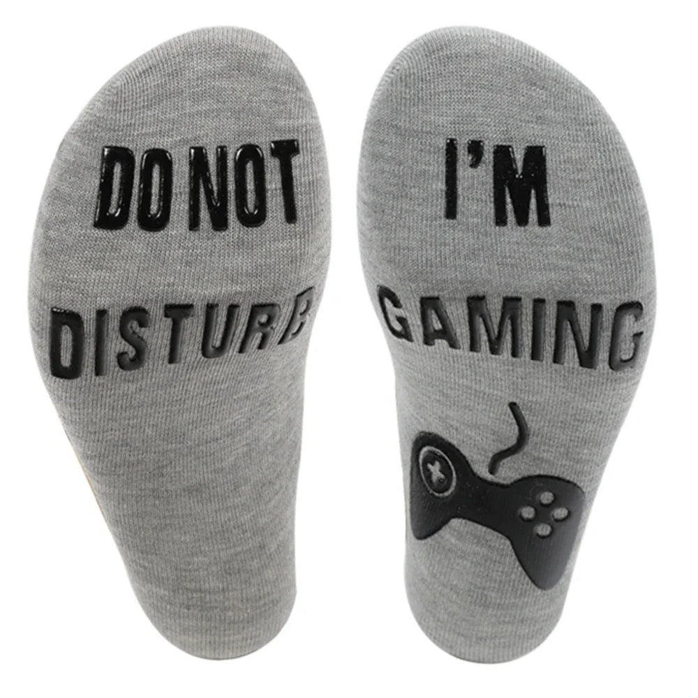 Calcetines Gamer con Mensajes Divertidos – Calcetines Antideslizantes "Do Not Disturb, I Am Gaming" Regalo Original para Jugadores