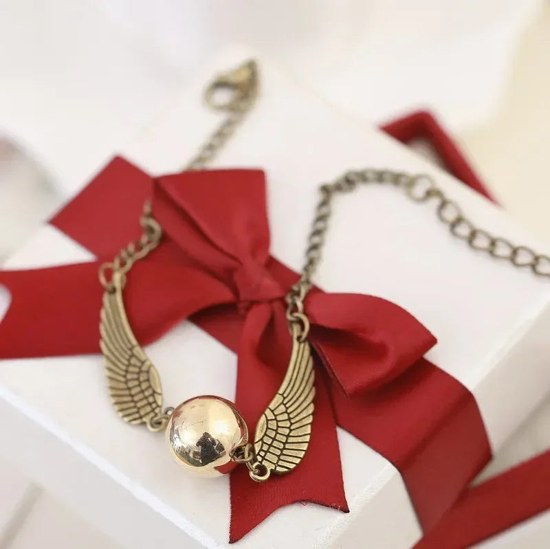 Pulsera Snitch Dorada Mágica – Accesorio Potterhead Imprescindible