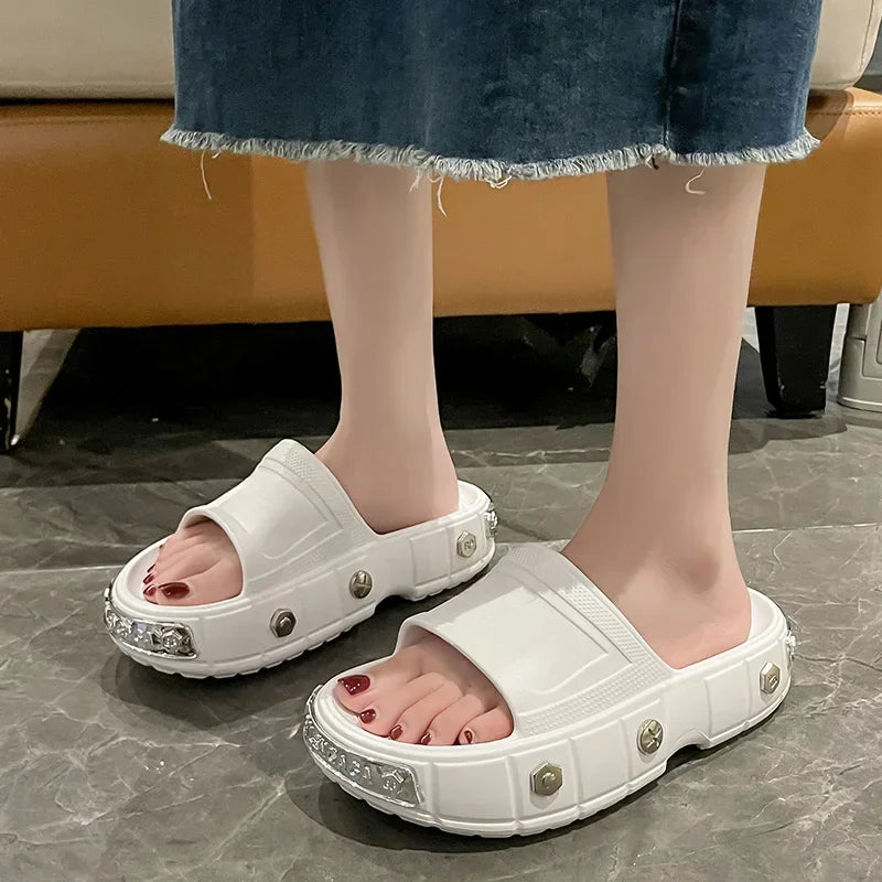 Chanclas de Plataforma Unisex Estilo Urbano | Sandalias de Playa Premium